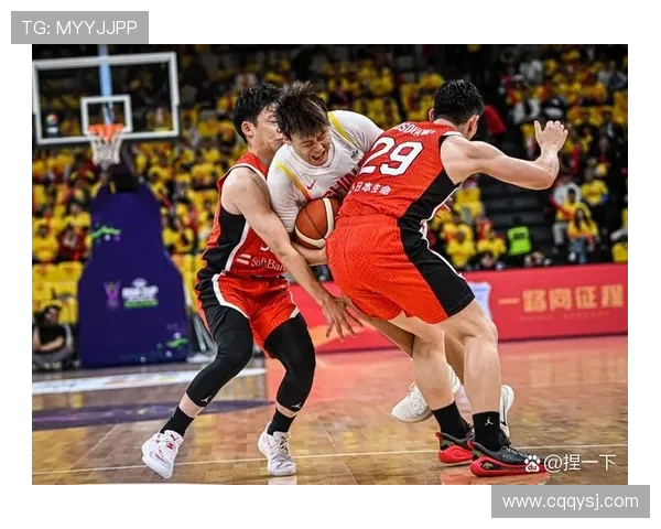 中国香港男篮迎战日本队争夺亚洲篮球赛重要胜利